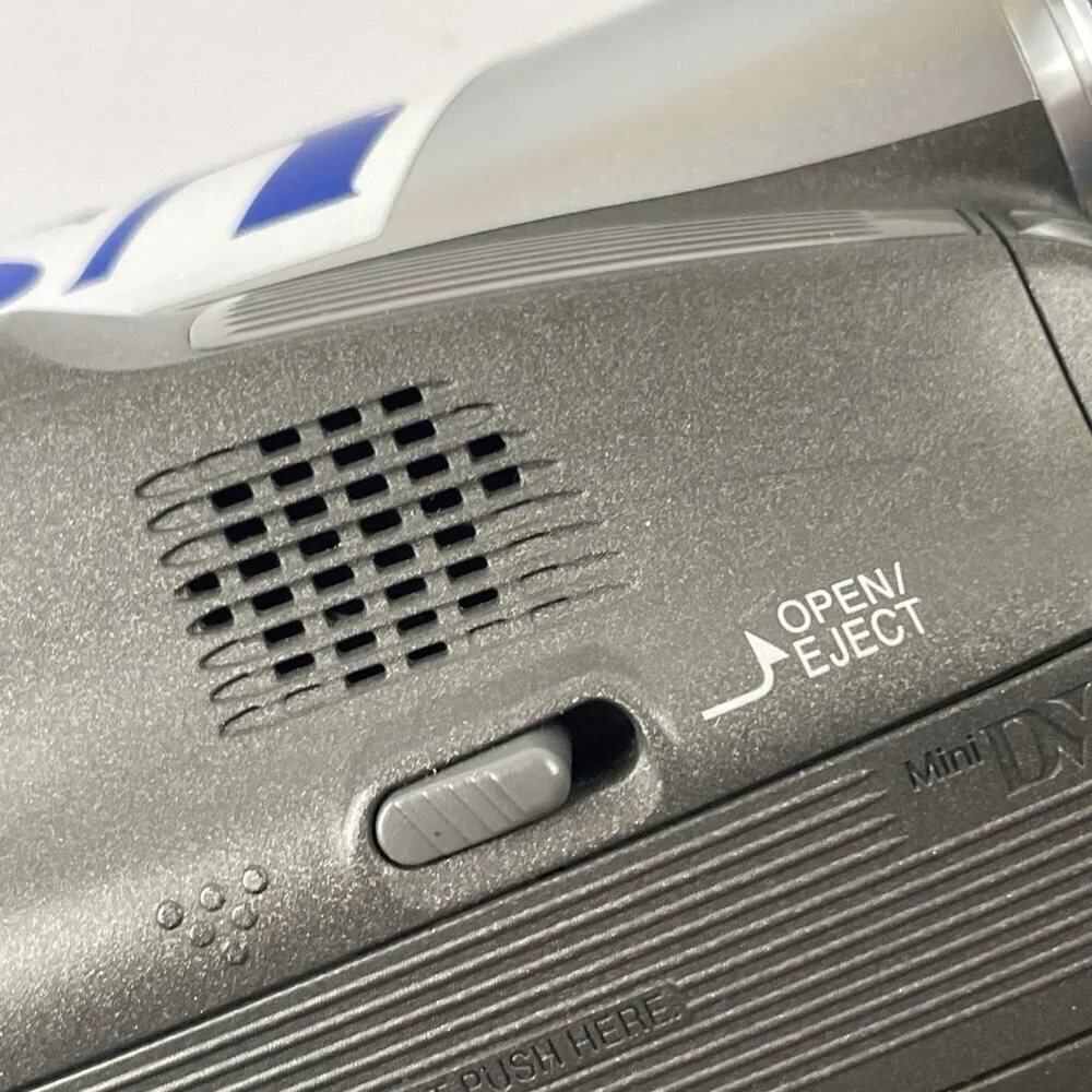 Panasonic PV-GS39 Mini DV Camcorder Only For Parts Not Working